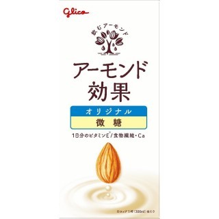 アーモンド効果 オリジナル 微糖 1000ml 展開図